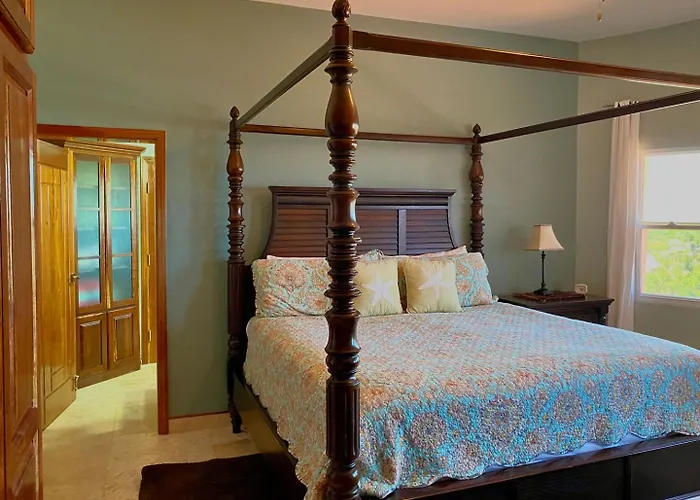 Hol Chan Reef Oceanfront Residences